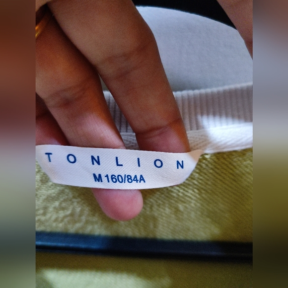 Stylish dress - Picture 3 of 4